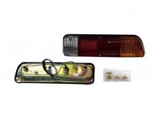 [017-0801-01] CALAVERA DATSUN 620 73-80 C/FOC DEPO IZQ *R