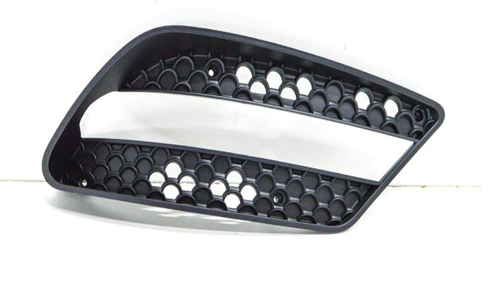 REJILLA MERCEDES BENZ CLASE C DE 2014 AL 2015 DEL DER ORIGINAL