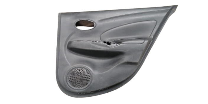 TAPA PUERTA NISSAN VERSA 2013 AL 2018 S/TAPA JALADERA TRAS DER DESMONTADO ORIGINAL D-2