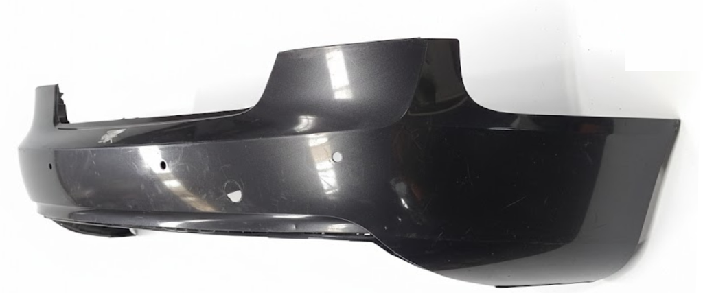 FASCIA (DEFENSA) AUDI A4 2009 AL 2012 C/HOYO P/SENSOR TRAS DESMONTADO ORIGINAL