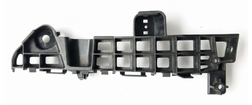 GUIA FASCIA (DEFENSA) SUZUKI GRAND VITARA 2015 AL 2025 DEL DER ORIGINAL COD. 71731-54P00