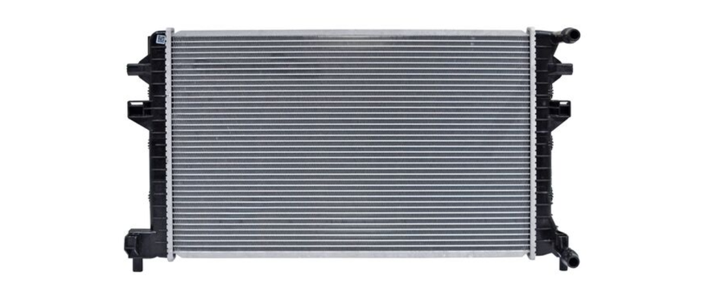 [RAAU-A315-STDAL] RADIADOR AUDI A3/ S3 2015 AL 2017 STD L4 2.0L 24 2/5X16 1/2X16MM ALUMINIO SOLDADO
