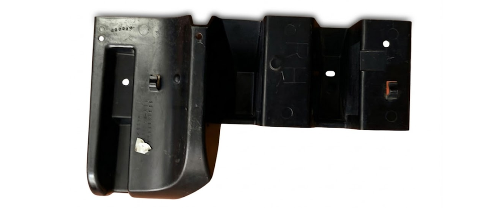 SOPORTE FASCIA (DEFENSA) JEEP LIBERTY 2003 AL 2007 TRAS DER ORIGINAL COD. 55360678AA *EX