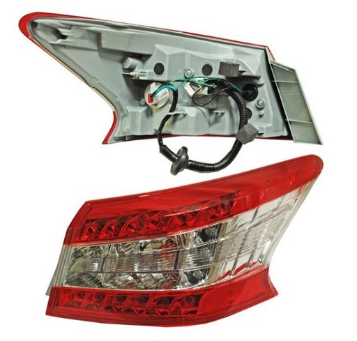 [11-6549-00-1N] CALAVERA NISSAN SENTRA 2013 AL 2016 C/ARNES EXT DER TYC