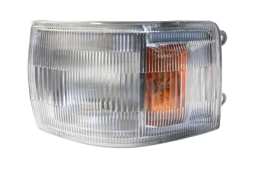 [NIURV00CUETYAL] CUARTO ESQUINA (PUNTA) NISSAN URVAN DE 2000 AL 2001 AMBAR / BCO IZQ TYC (3027) 