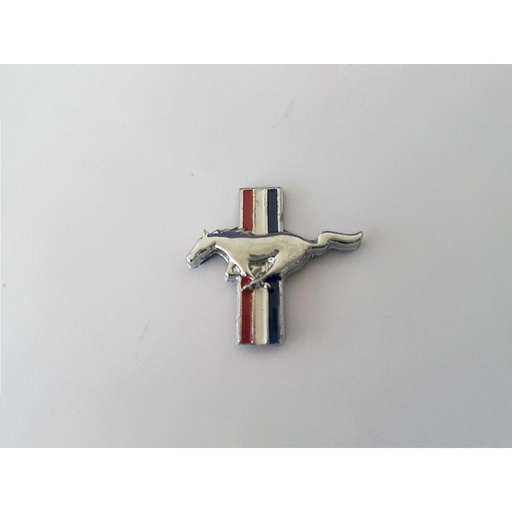 [MUFORINBAL] INSIGNIA ORIGINAL LAT FORD MUSTANG CABALLO C/BANDERA ( F-134)