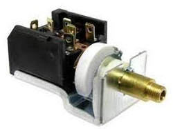 [036046F3] SWITCH JEEP CHEROKEE 1977-1979 4.2L, 5.9L Y 6.6L/ JEEP JEEPSTER 1970-1971 2.2L LUZ 12V HS102 DS216 SW186 VS39A036 COD. 036046F3 TANAK (113252)