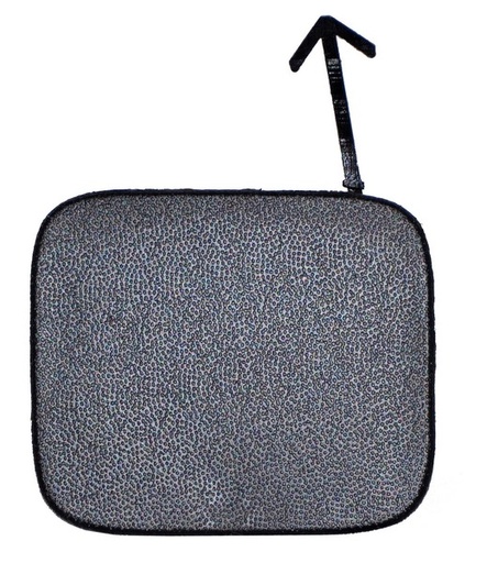 [5216947020-MOB] TAPA DEFENSA TRAS TOYOTA PRIUS 16-18