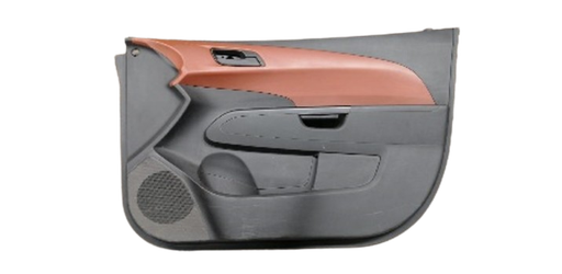 [AUB86329] TAPA PUERTA CHEVROLET SONIC 2012 AL 2018 C/MANIJA INT C/CONTROL DE SEG ELECT DEL DER DESMONTADO ORIGINAL D-3