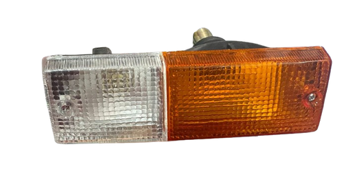 [CUIS-LU88-3] CUARTO FRONT ISUZU LUV DE 1988 AL 2003 / AMIGO DE 1989 AL 1994 / RODEO DE 1991 AL 1997 AMBAR/BCO IZQ TYC *A