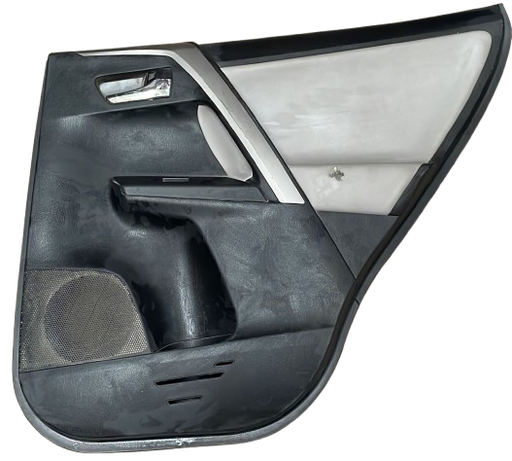 [TOTA-RA16-41] TAPA (PANEL) PUERTA TOYOTA RAV 4  2016 AL 2017 C/MANIJA INT TRAS DER DESMONTADO ORIGINAL COD. 67513-X1B13