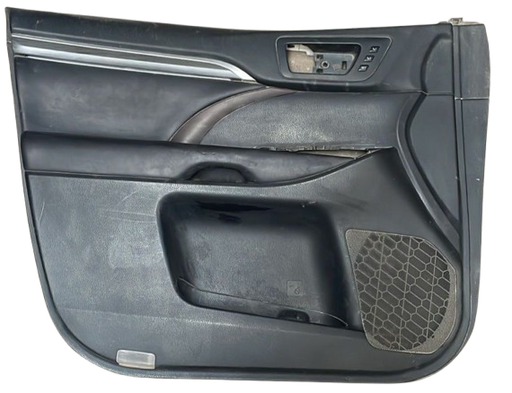 [TATO-HI14-32] TAPA (PANEL) PUERTA TOYOTA HIGHLANDER 2014  AL 2016  DEL IZQ ORIGINAL USADO